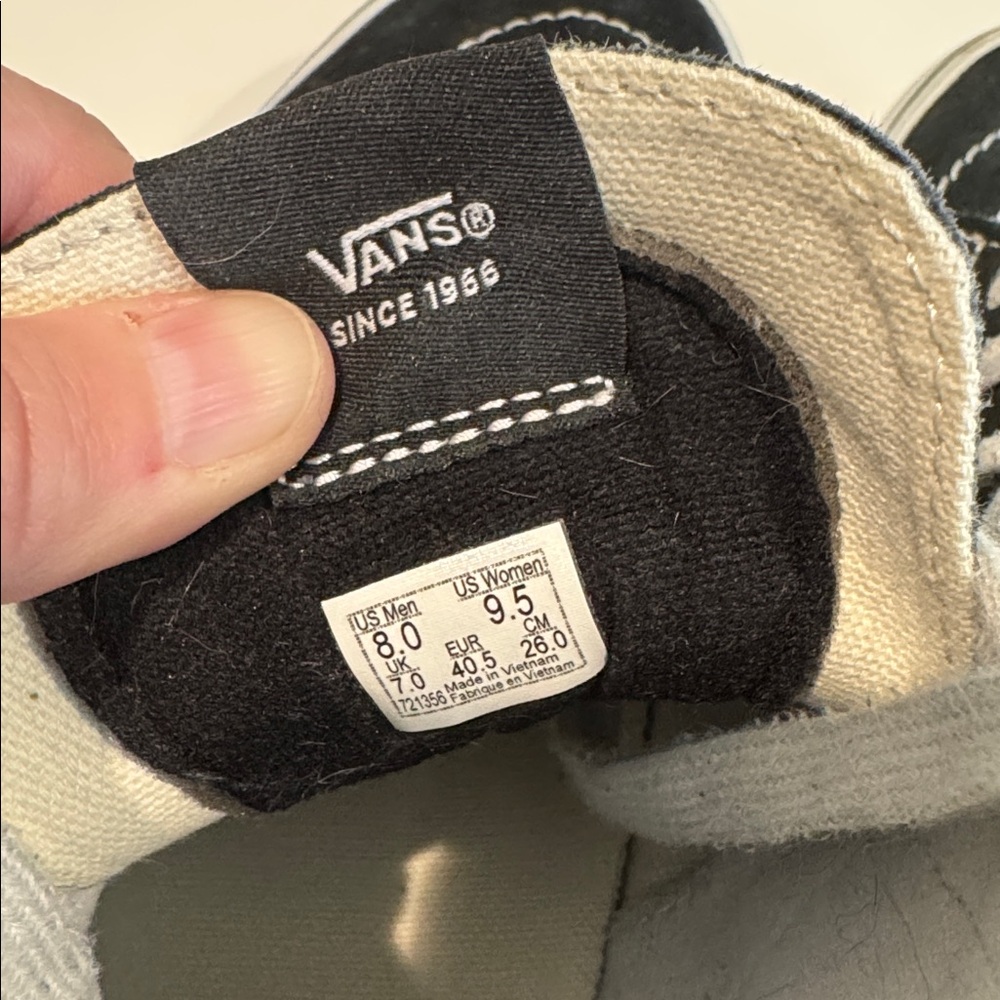 Vans Sk8-Hi Tapered Platform Shoe Wm 9.5/Mn 8 - Picture 7 of 10